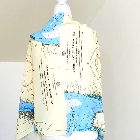 NEW without TAGS Elegant Wrap with print of Estero Bay to Lemon map - Picture 1 of 6
